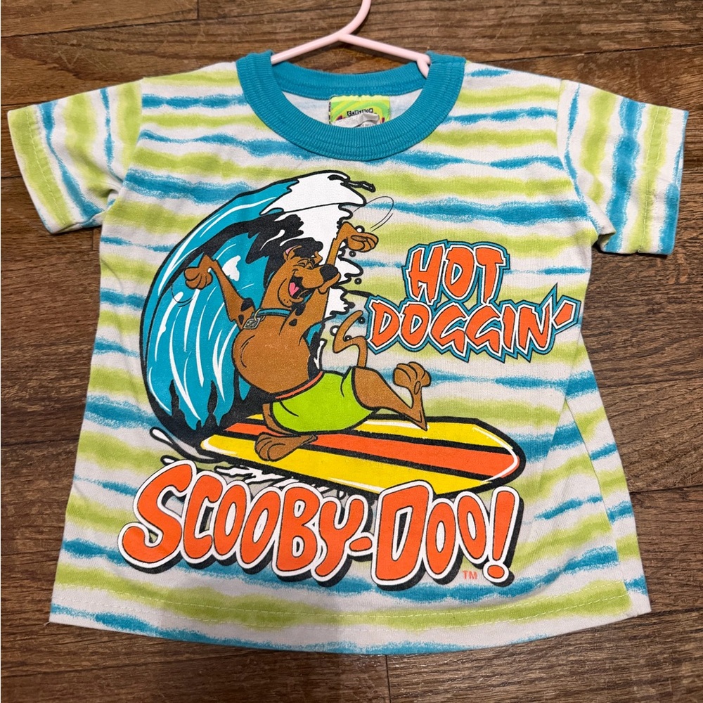 Vintage 1998 Cartoon Network Scooby-Doo! "Hot Doggin'" Surfing T-Shirt (Size 2T)